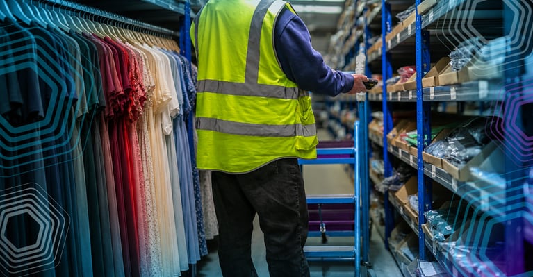 Garment-on-hanger vs. folded fulfillment: the logistics decision that affects retail compliance
